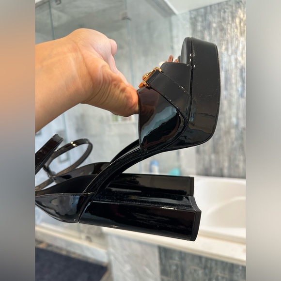 Versace Medusa heels - Picture 7 of 10